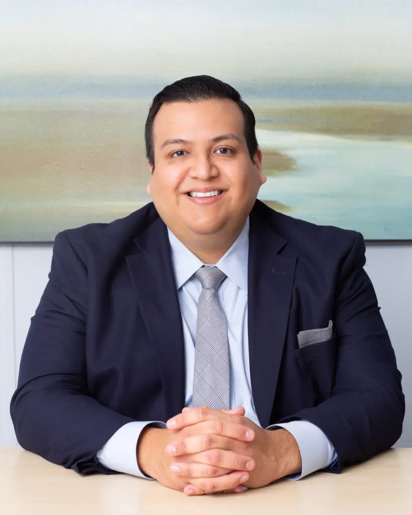 Eliu F. Mendez is a Partner at A.G. Linett & Associates. Eliu’s practice is focused on plaintiffs’ workers’ compensation cases and general litigation.